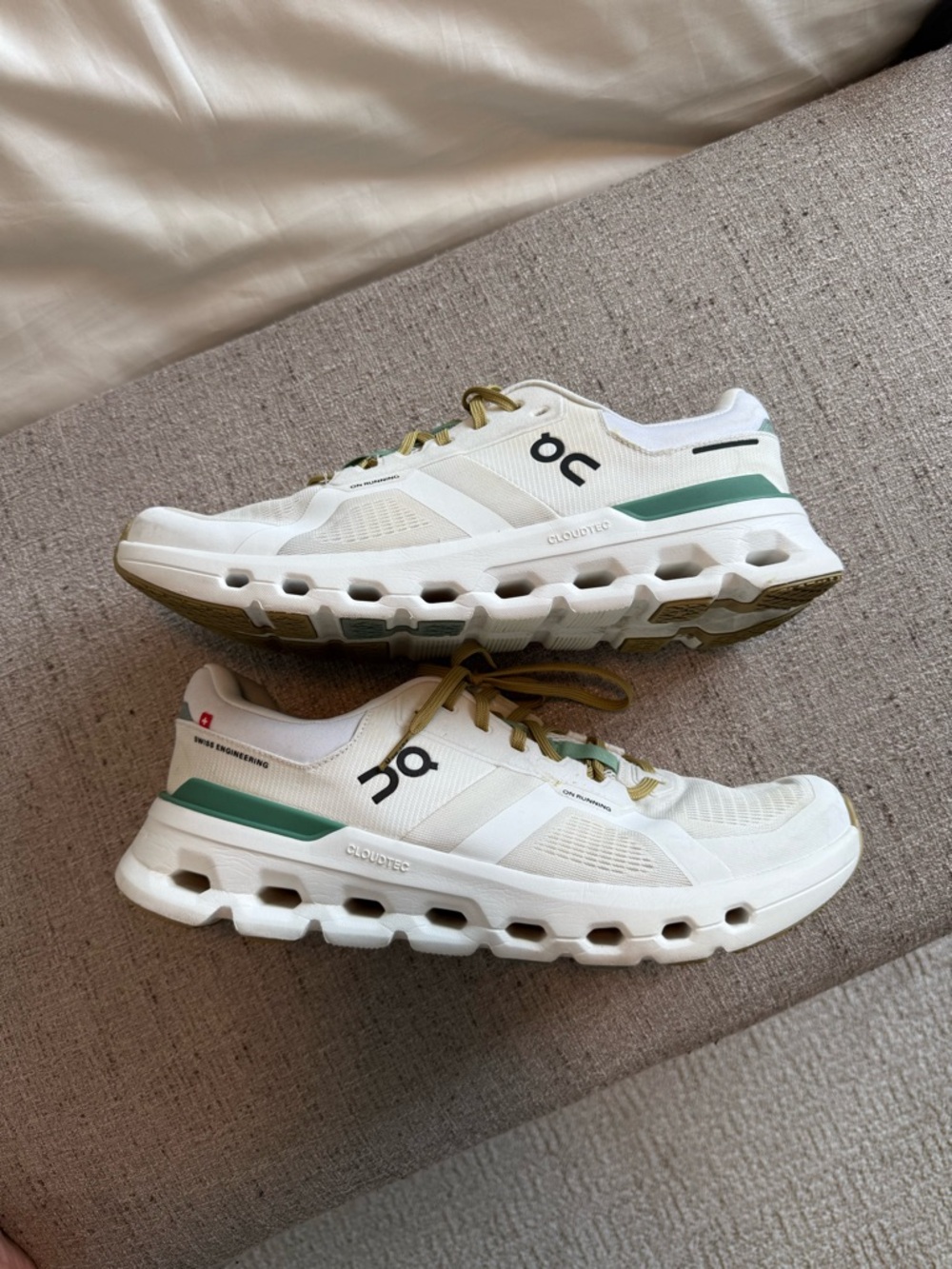 OnCloud Cloudrunner 2 Men’s Sneakers 12.5